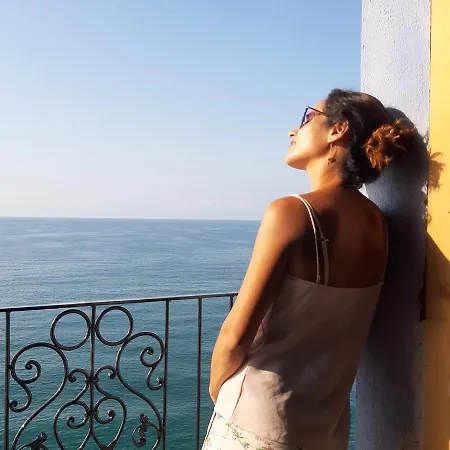 Joanna - Castillo De