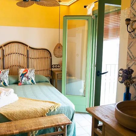 Joanna Hotel *